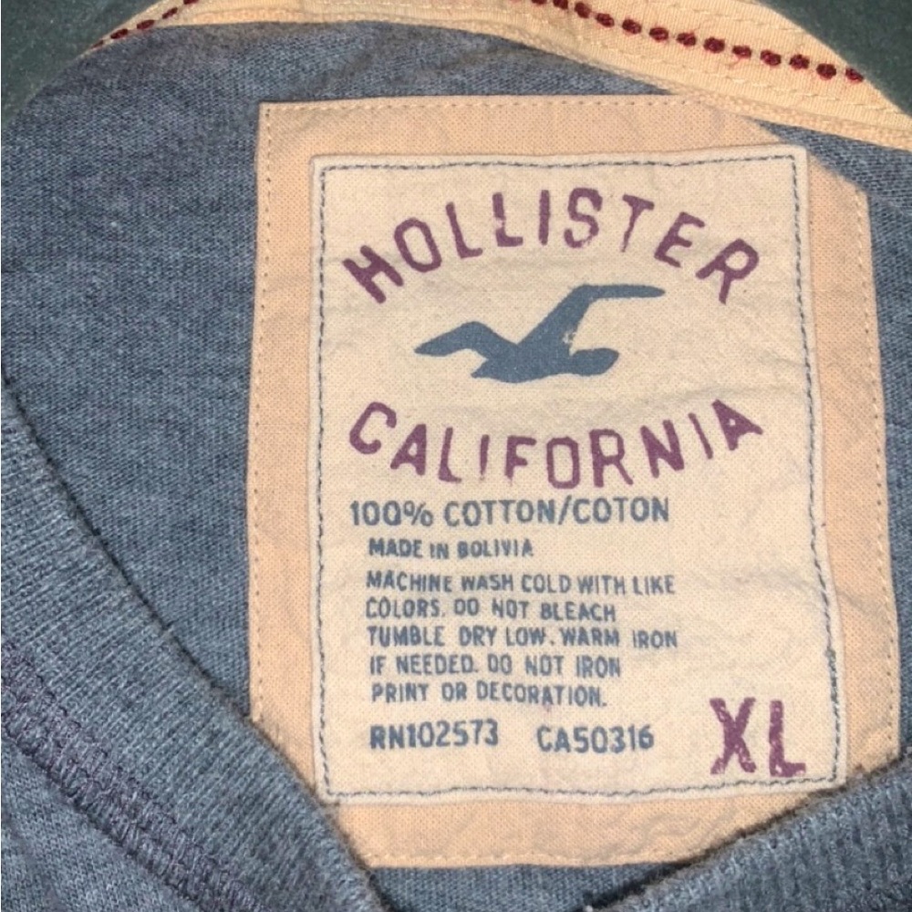 Men’s Hollister California vintage tee shirt